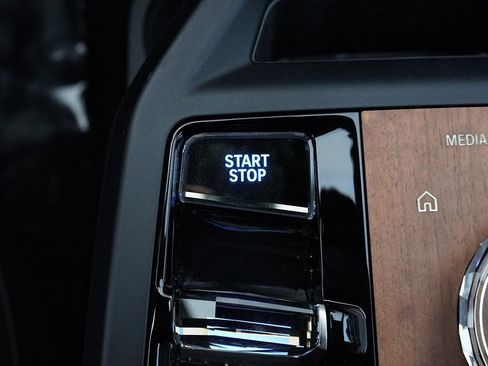 Used 2024 BMW iX xDrive50 w/ Premium Package image 58