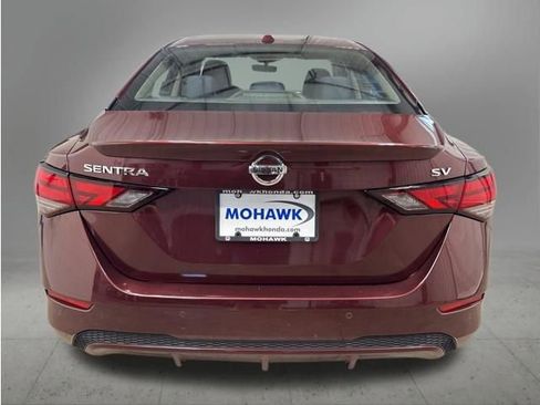 Used 2020 Nissan Sentra SV w/ Electronics Package FWD image 4