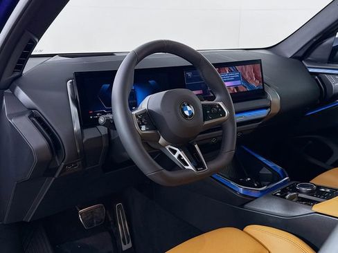 Used 2025 BMW X3 xDrive30i w/ Premium Package image 9