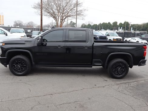 Certified 2024 Chevrolet Silverado 2500 LTZ w/ LTZ Plus Package image 7