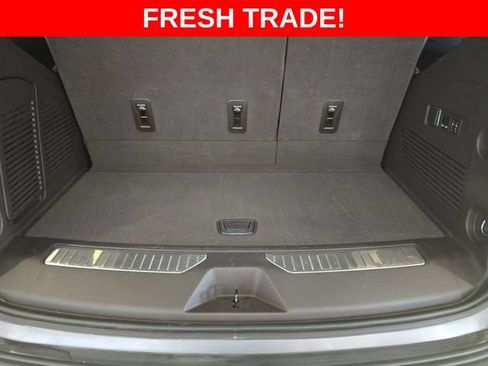 Used 2022 GMC Yukon Denali w/ Denali Premium Package AWD/4WD image 23