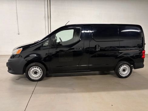 Used 2014 Nissan NV200 S w/ Cruise Control Package FWD image 5