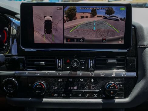 New 2026 Nissan Pathfinder SL FWD image 30