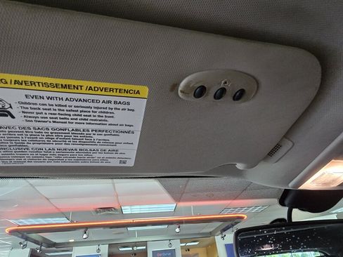 Used 2014 Lincoln MKX AWD w/ Equipment Group 102A image 34