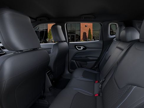 New 2026 Jeep Compass Latitude AWD/4WD image 23