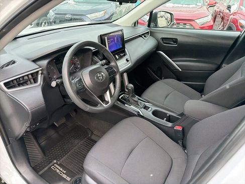 Certified 2023 Toyota Corolla Cross LE image 20