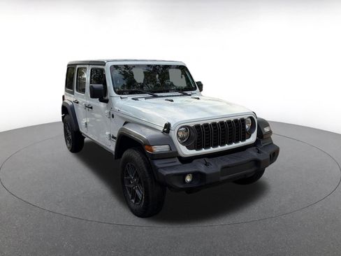 Used 2025 Jeep Wrangler Sport S image 1