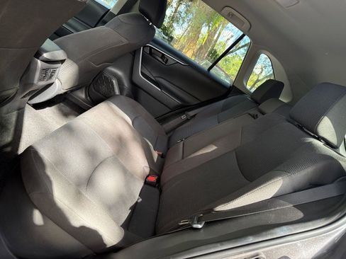 Used 2025 Toyota RAV4 LE image 31