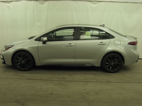 New 2026 Toyota Corolla XSE image 6