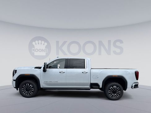 New 2026 GMC Sierra 2500 Denali Ultimate w/ Max Trailering Package AWD/4WD image 2