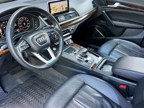 Used 2018 Audi Q5 2.0T Premium Plus w/ Premium Plus Package AWD/4WD image 11