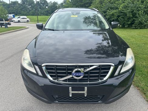 Used 2013 Volvo XC60 T6 AWD/4WD image 2