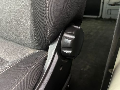 Used 2022 RAM ProMaster 2500 FWD image 13
