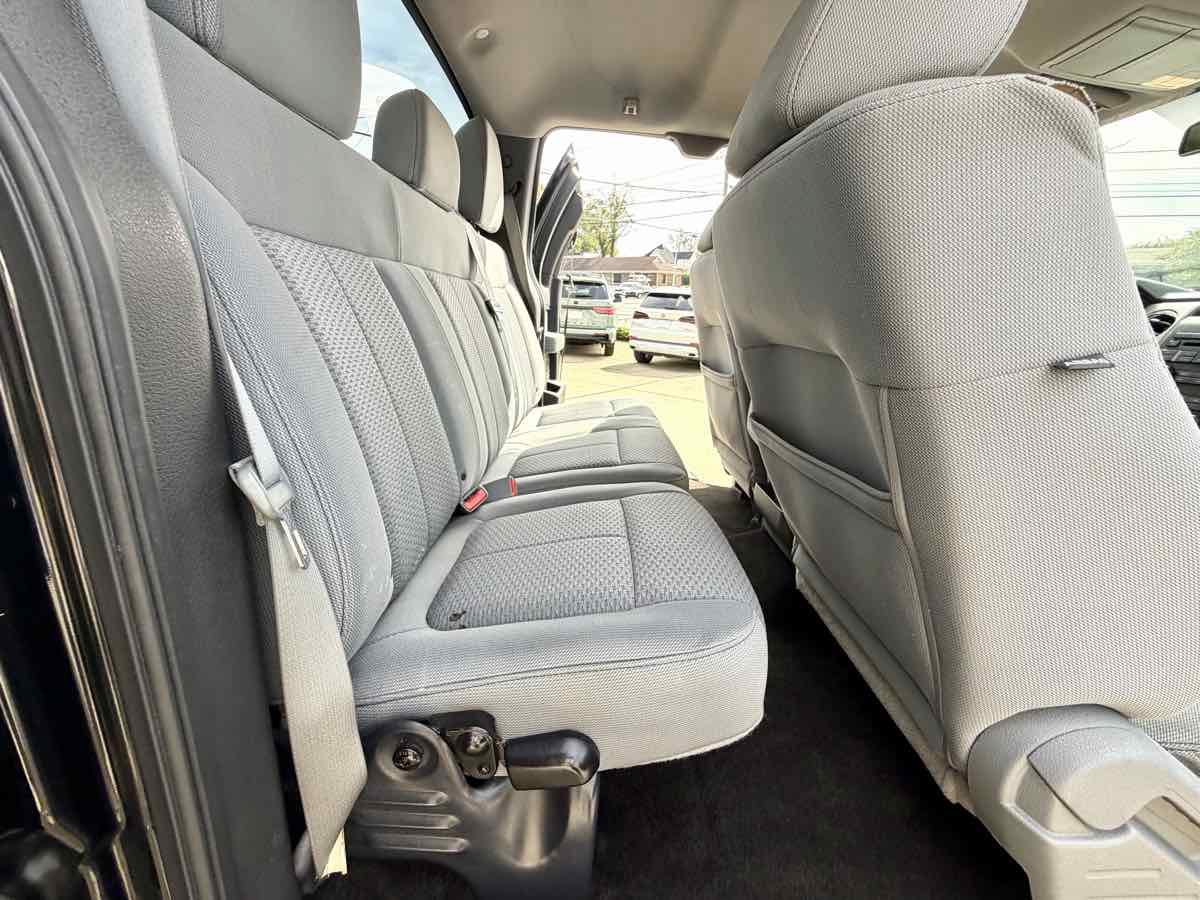 Used 2011 Ford F150 XLT w/ XLT Convenience Pkg AWD/4WD image 14