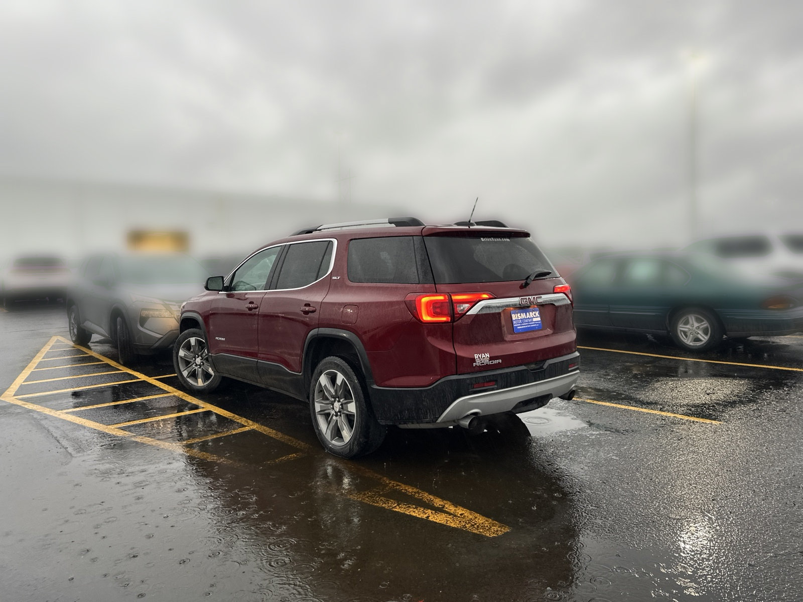 Used 2018 GMC Acadia SLT FWD image 4