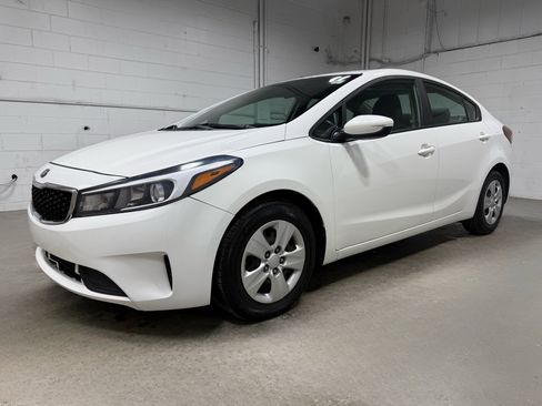 Used 2018 Kia Forte LX w/ LX Rear Camera Package FWD image 1