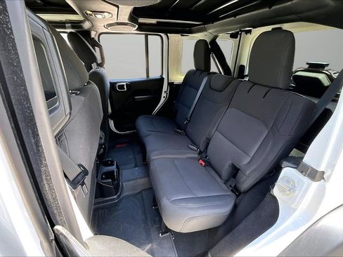 Used 2022 Jeep Wrangler Unlimited Sport w/ Sun And Sound Package AWD/4WD image 22