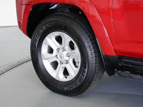 Used 2024 Toyota 4Runner SR5 Premium image 7