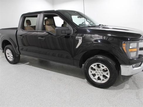 Used 2023 Ford F150 XLT image 1