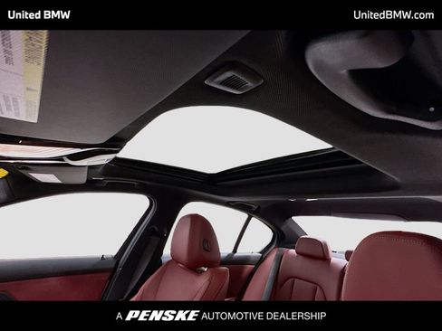 Used 2025 BMW 330i Sedan image 12