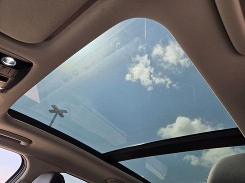 Used 2026 Kia Sorento EX w/ EX Premium Package image 16