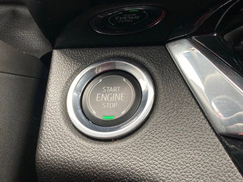 Used 2025 Buick Envista Sport Touring image 19