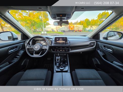 Used 2024 Nissan Rogue SV AWD/4WD image 18