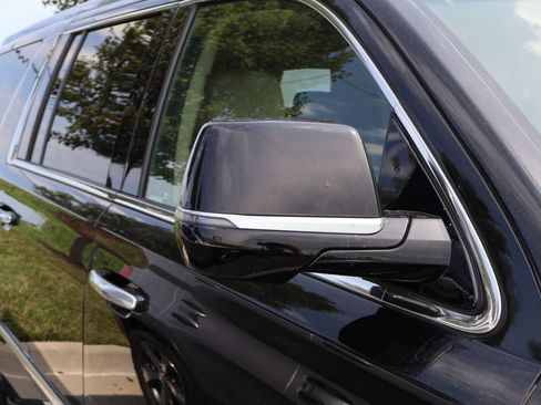 Used 2020 Cadillac Escalade ESV Luxury AWD/4WD image 7