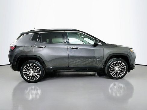 Used 2022 Jeep Compass Limited w/ Elite Group image 8