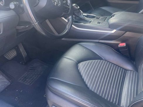 Used 2021 Toyota Highlander XSE FWD image 10