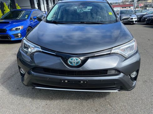 Used 2016 Toyota RAV4 Limited image 4