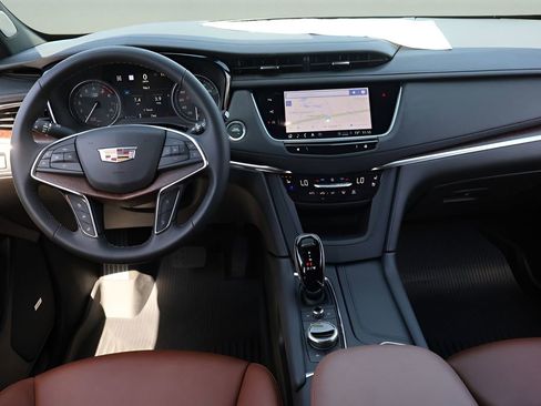 New 2026 Cadillac XT5 Premium Luxury w/ Driver Assist Package AWD/4WD image 12