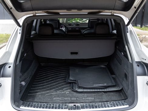 Certified 2021 Porsche Cayenne S AWD/4WD image 30