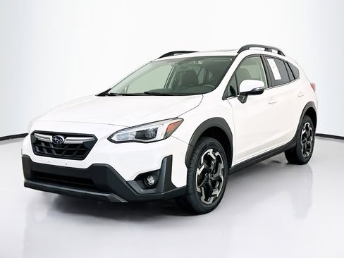 Used 2023 Subaru Crosstrek 2.5i Limited AWD/4WD image 3