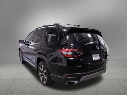 Certified 2024 Honda Pilot Elite image 5