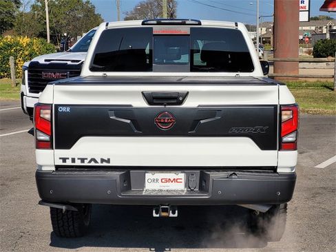 Used 2024 Nissan Titan PRO-4X w/ Pro-4x Convenience Package image 5