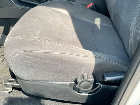 Used 2018 Toyota Tacoma TRD Sport RWD image 9
