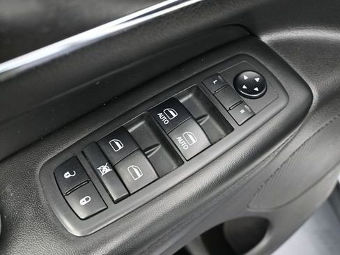 Used 2018 Jeep Grand Cherokee Limited w/ Trailer Tow Group IV AWD/4WD image 20