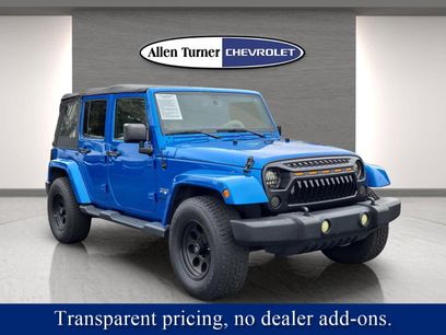 Used 2016 Jeep Wrangler Unlimited Sahara w/ Connectivity Group