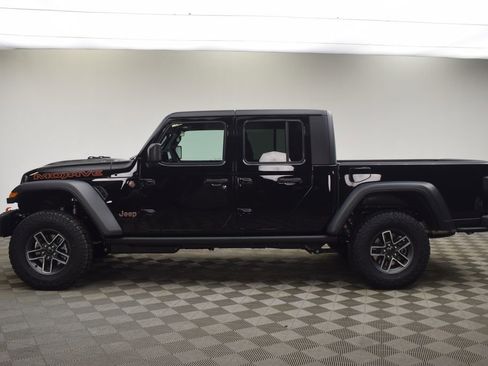 New 2026 Jeep Gladiator Mojave w/ Steel Bumper Group image 16