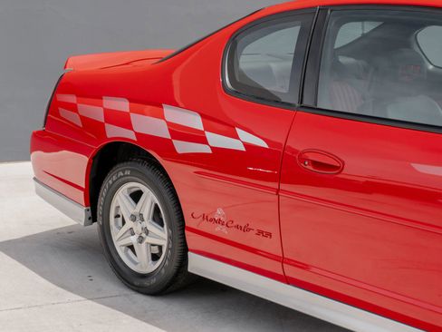 Used 2000 Chevrolet Monte Carlo SS FWD image 32