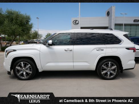 Used 2023 Toyota Sequoia Capstone AWD/4WD image 3