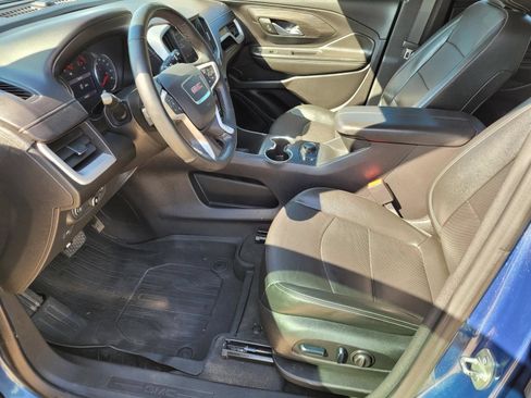 Used 2024 GMC Terrain SLT w/ Elevation Edition FWD image 24
