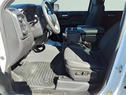 Used 2024 Chevrolet Silverado 1500 Custom Trail Boss image 13