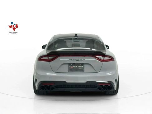 Used 2020 Kia Stinger GT2 image 8
