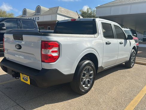 Used 2025 Ford Maverick XLT w/ 4K Tow Package AWD/4WD image 6