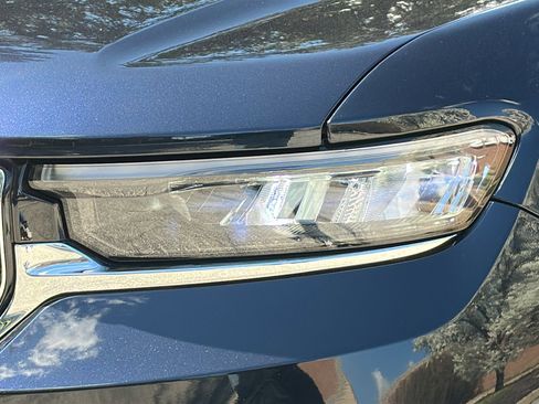 Used 2023 Jeep Grand Cherokee Limited image 4