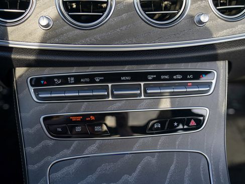 Used 2021 Mercedes-Benz E 450 4MATIC Sedan image 18