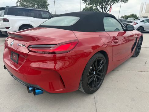 Used 2022 BMW Z4 M40i w/ Premium Package RWD image 3