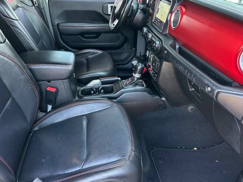 Used 2021 Jeep Wrangler Unlimited Rubicon AWD/4WD image 16